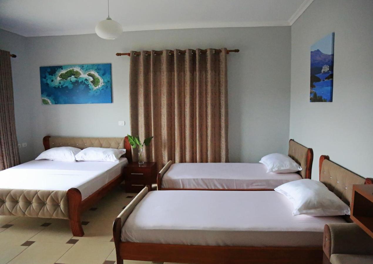 Relax Hotel คซามิล ภายนอก รูปภาพ